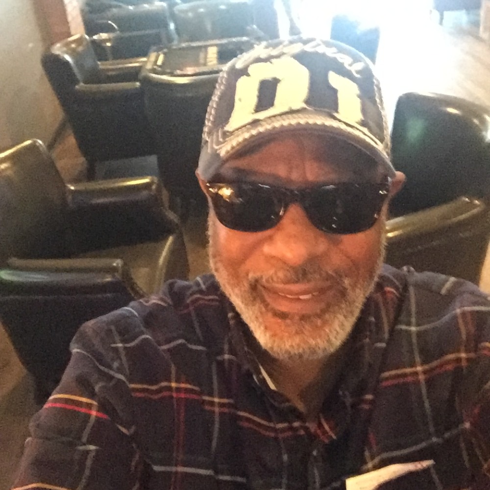 Meet your Posher, Seth